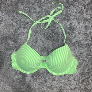 Bikini top (style: underwire)
